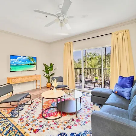 Near Disney - 2Br Condo Unit - Pool And Hot Tub